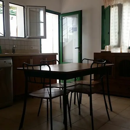 Casa Las Vistas 招待所 2*